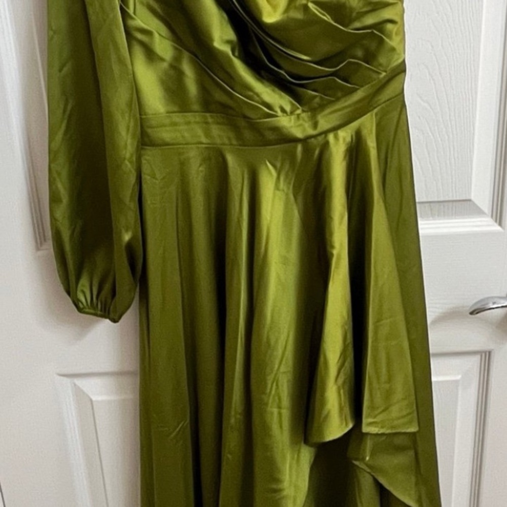 Elegant One-Shoulder Mac Duggal Dress size 6 - Picture 13 of 14